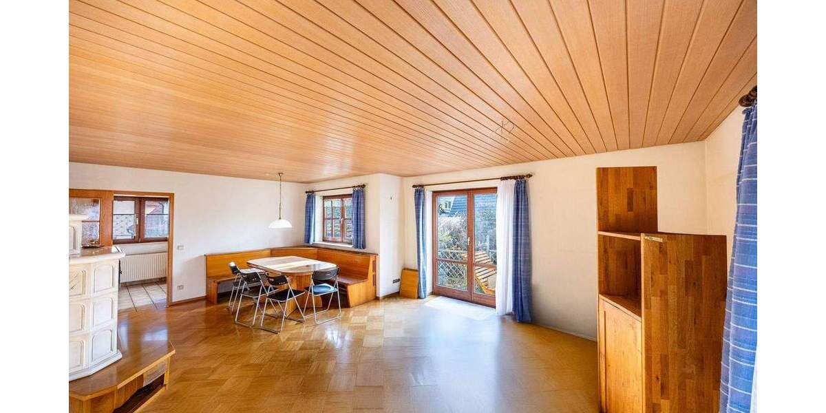 Einfamilienhaus Sachsenheim Kleinsachsenheim - 8 Zimmer, 167 m&sup2;, 545.000&euro; | Angebot:25697963