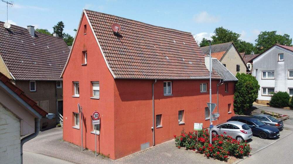 Einfamilienhaus Eppingen Elsenz - 6 Zimmer, 157 m&sup2;, 178.000&euro; | Angebot:26702918