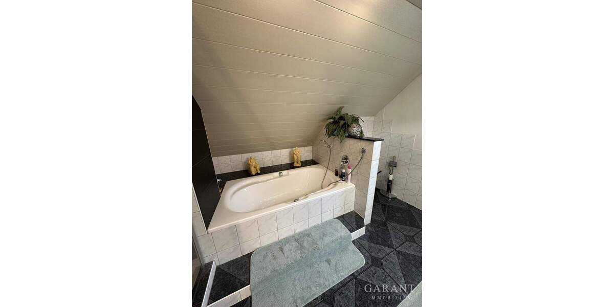 Einfamilienhaus Güglingen Frauenzimmern - 4 Zimmer, 121 m&sup2;, 448.000&euro; | Angebot:25730266