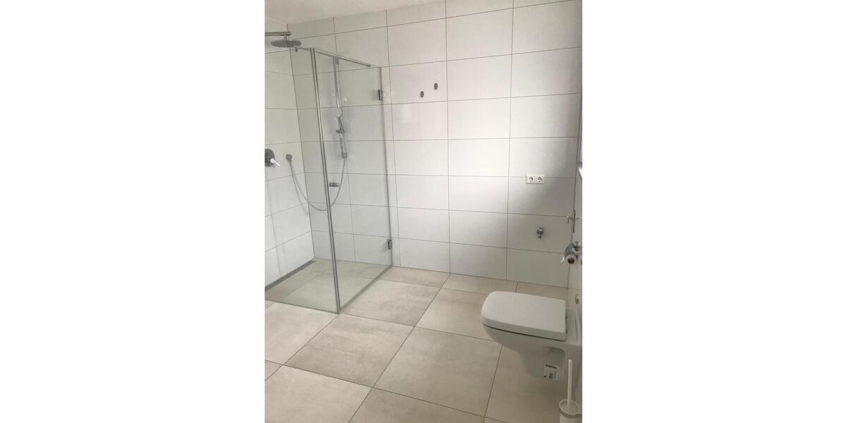 Erdgeschoßwohnung Gemmingen - 4 Zimmer, 123 m&sup2;, 1.100&euro; | Angebot:26181805