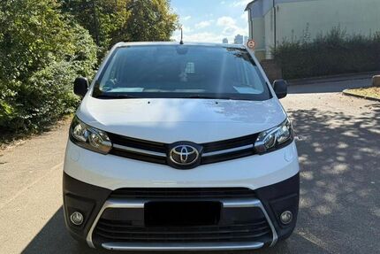Toyota Proace (Verso) 95.700 km 12.999 &euro; Bietigheim-Bissingen 74321