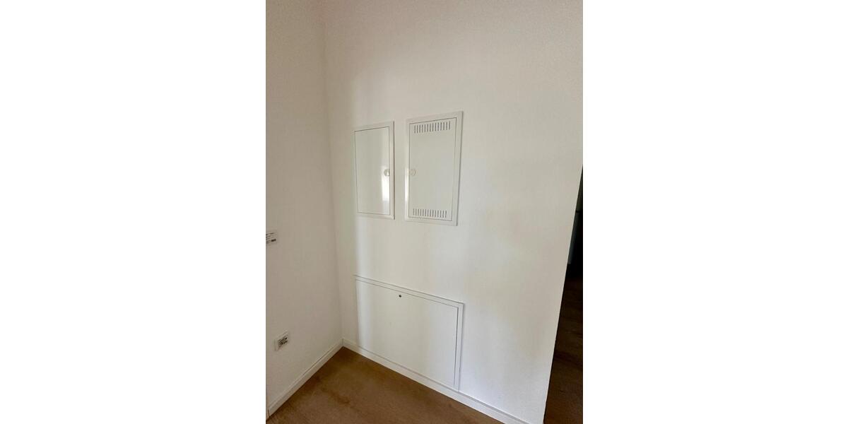 Etagenwohnung Neckarwestheim - 3 Zimmer, 95 m&sup2;, 1.379&euro; | Angebot:25105246