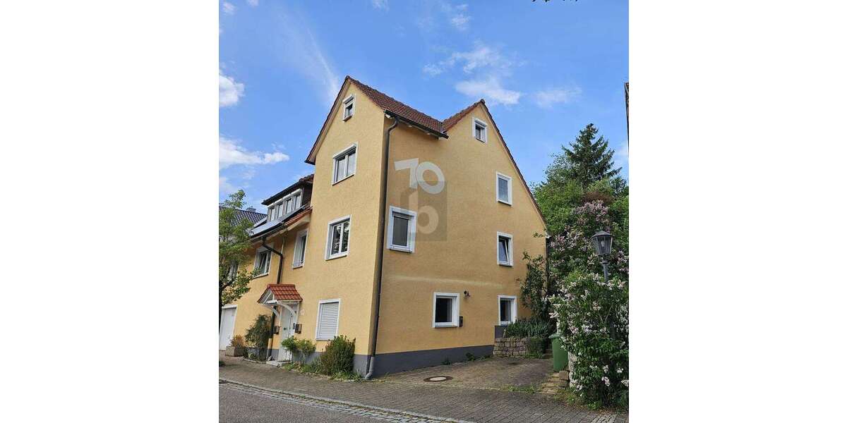 Einfamilienhaus Sachsenheim - 8 Zimmer, 365 m&sup2;, 599.000&euro; | Angebot:25439355