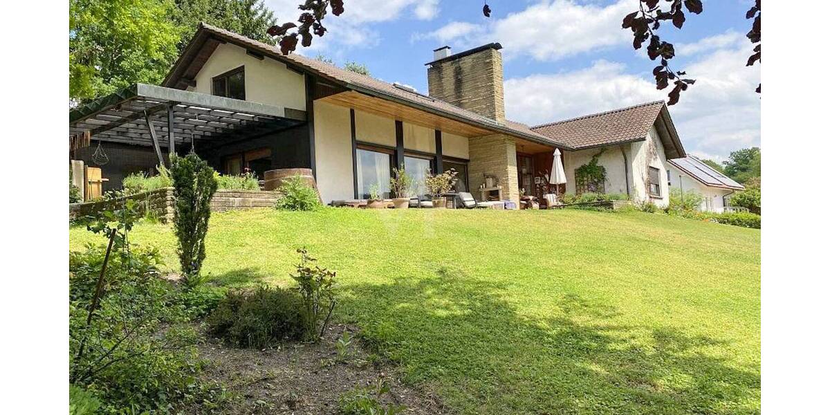 Einfamilienhaus Sulzfeld - 7 Zimmer, 280 m&sup2;, 795.000&euro; | Angebot:25729840