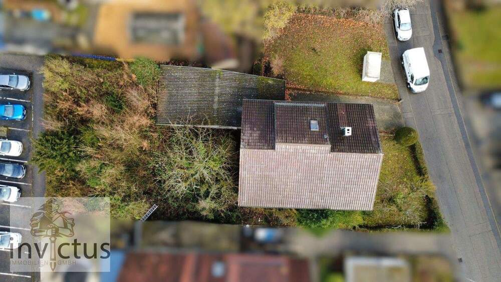 Mehrfamilienhaus, Wohnhaus Leingarten Großgartach - 8 Zimmer, 239 m&sup2;, 660.000&euro; | Angebot:25836707