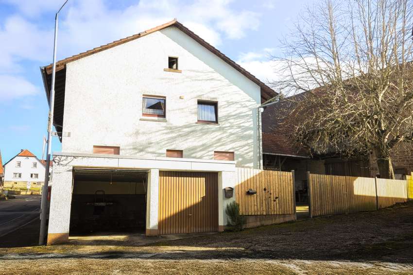 Einfamilienhaus Kraichtal / Landshausen Landshausen - 8 Zimmer, 165 m&sup2;, 399.000&euro; | Angebot:23708633