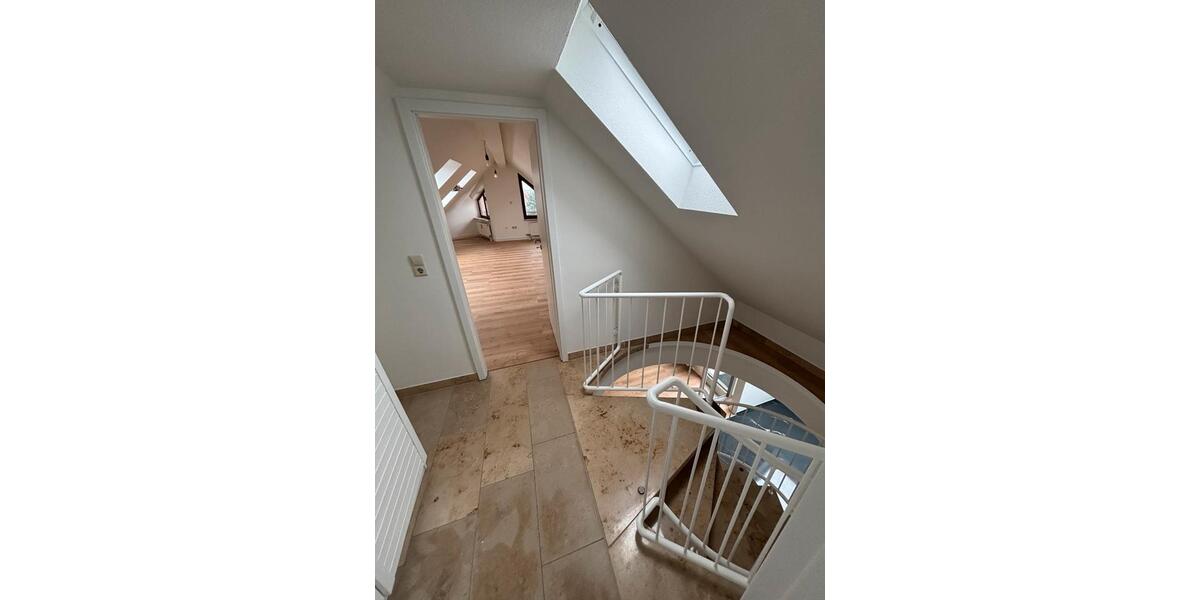 Maisonettenwohnung Bad Wimpfen - 3 Zimmer, 101 m&sup2;, 1.360&euro; | Angebot:25057542