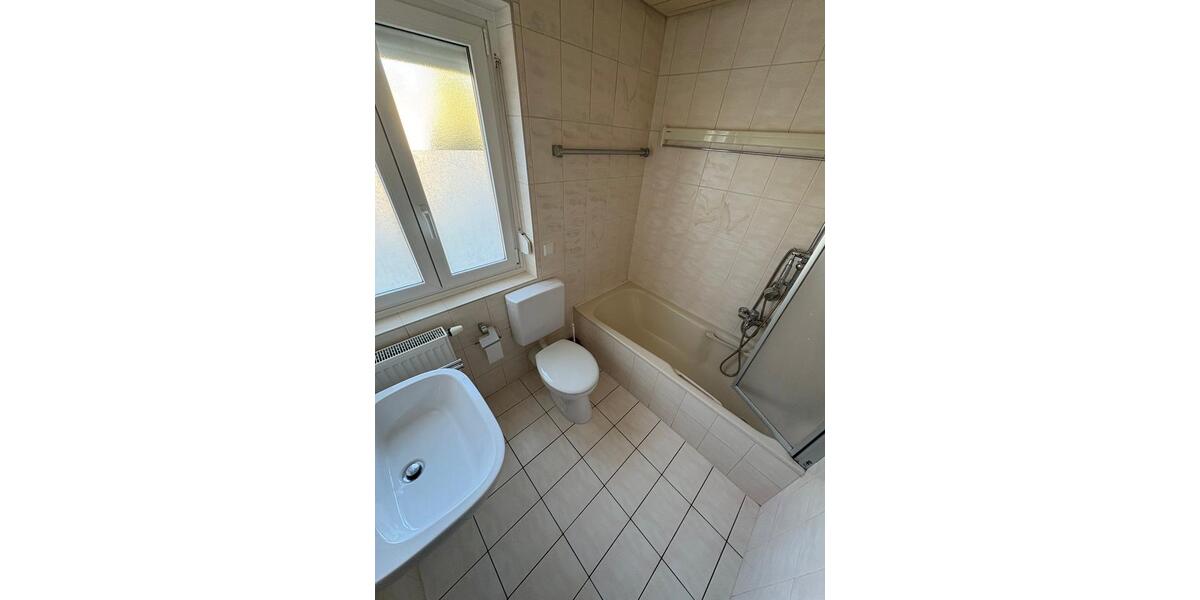 Reihenhaus Heilbronn Böckingen - 6 Zimmer, 110 m&sup2;, 1.670&euro; | Angebot:25658807