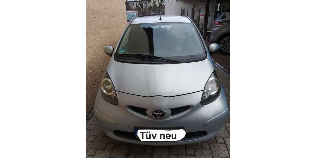 Toyota Aygo 263.600 km 1.600 &euro; Sinsheim 74889