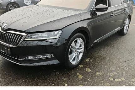Skoda Superb 98.000 km 25.890 &euro; Sandhausen 69207