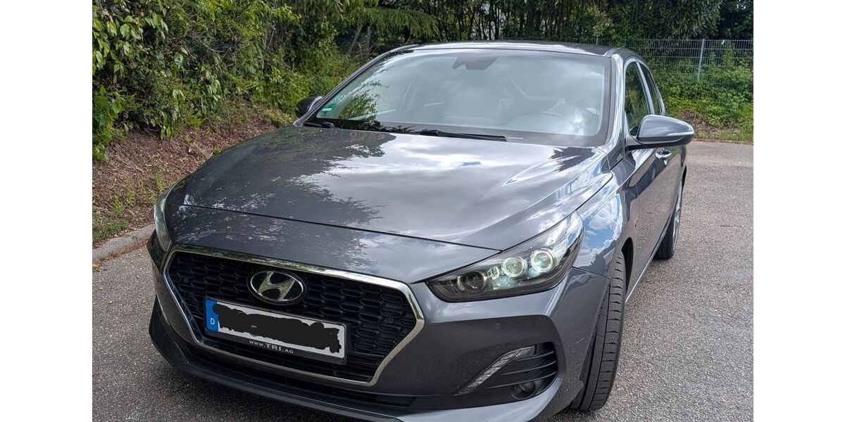 Hyundai i30 99.263 km 14.500 &euro; Epfenbach 74925