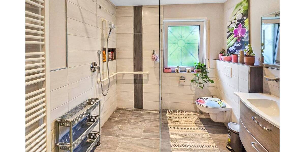 Einfamilienhaus Sinsheim - 7 Zimmer, 170 m&sup2;, 759.000&euro; | Angebot:25696831