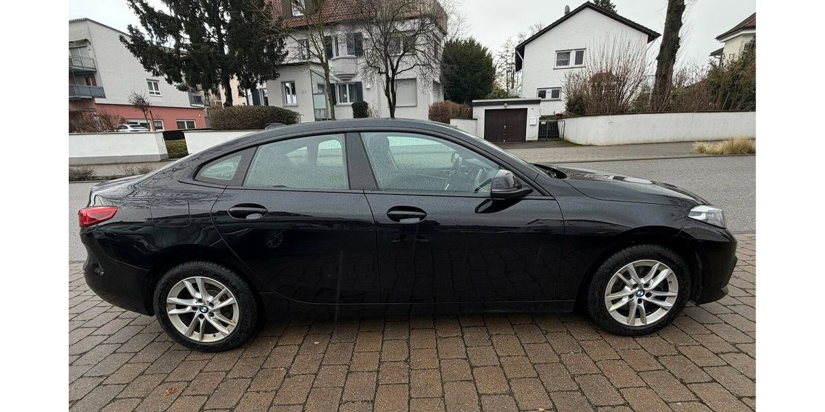 BMW 218 Gran Coupe d Advantage Panorama Navi 200.000 km 16.490 &euro; Neckarsulm 74172