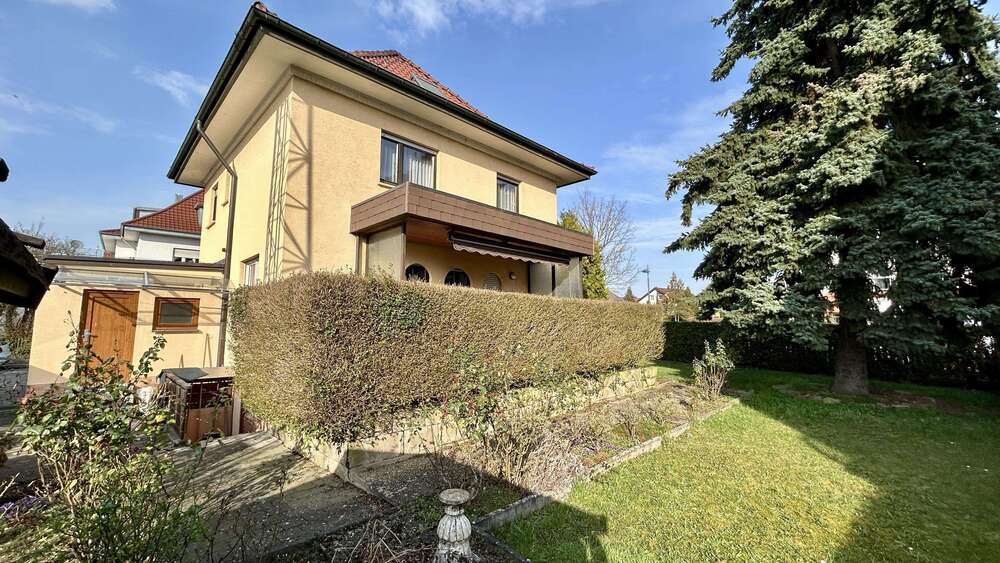 Einfamilienhaus Neckarsulm - 5.5 Zimmer, 112 m&sup2;, 415.000&euro; | Angebot:26188183