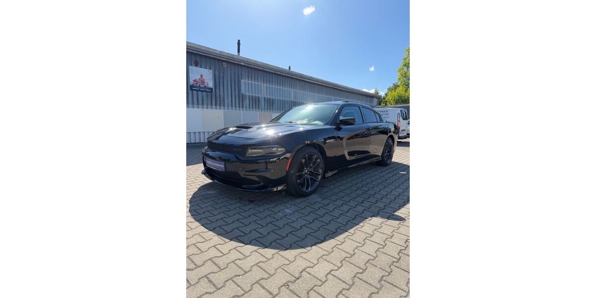 Dodge Charger 72.400 km 26.699 &euro; Oedheim 74229