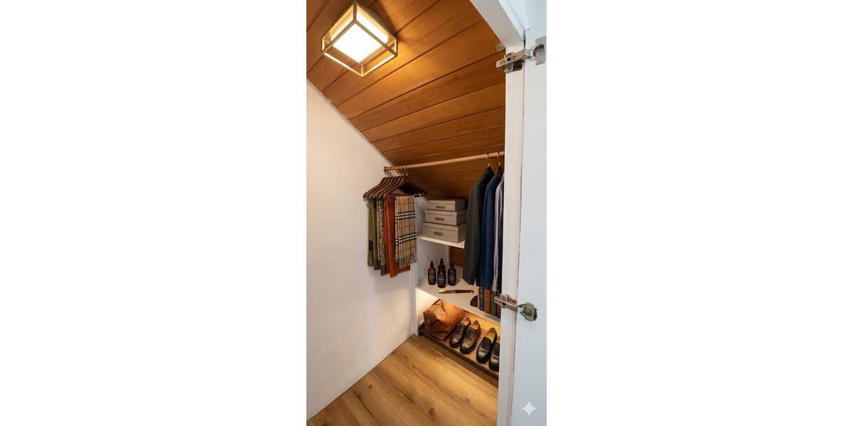 Dachgeschoßwohnung Heilbronn Horkheim - 2 Zimmer, 76 m&sup2;, 265.000&euro; | Angebot:26501499