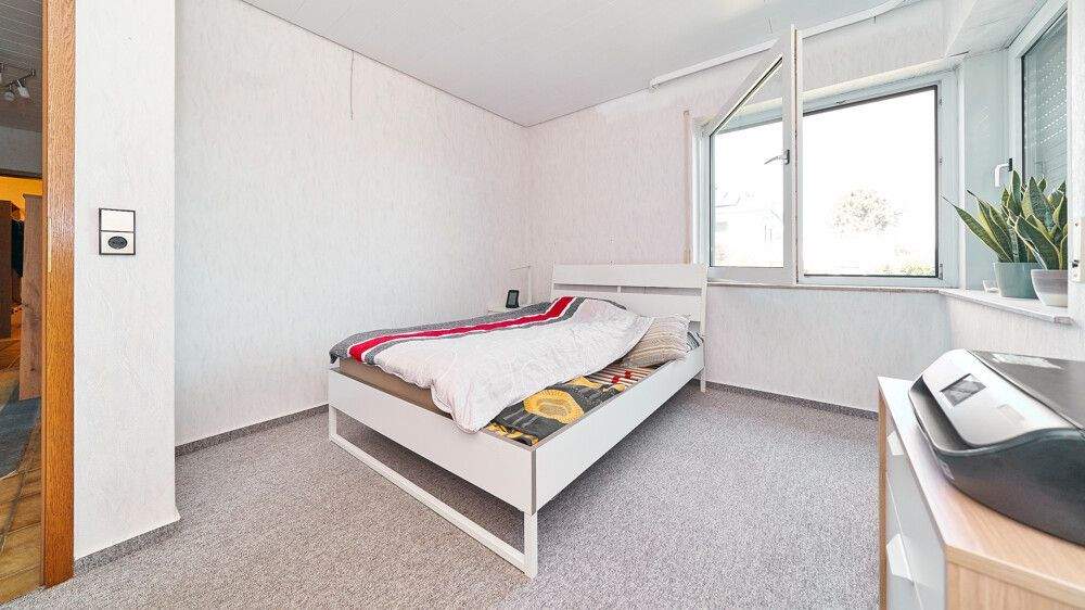 Einfamilienhaus Bönnigheim - 6 Zimmer, 208 m&sup2;, 795.000&euro; | Angebot:25697233