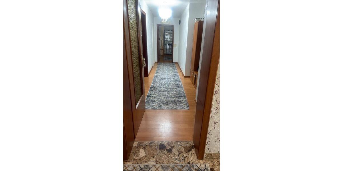 Etagenwohnung Sinsheim - 4 Zimmer, 105 m&sup2;, 1.000&euro; | Angebot:25654080