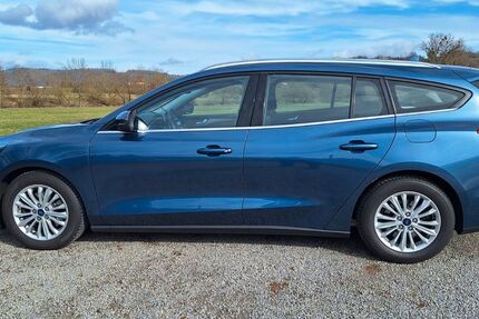 Ford Focus 95.000 km 14.000 &euro; Obersulm 74182