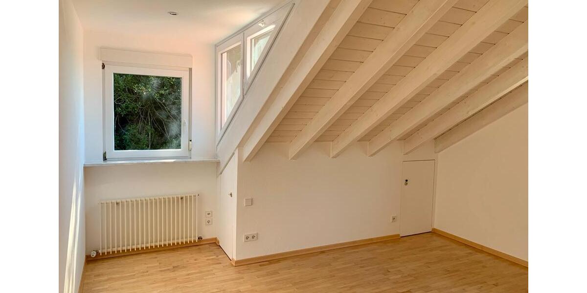 Dachgeschoßwohnung Angelbachtal - 3 Zimmer, 120 m&sup2;, 1.100&euro; | Angebot:25823523