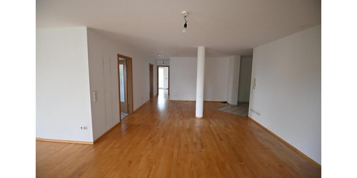Etagenwohnung Walzbachtal - 3.5 Zimmer, 105 m&sup2;, 1.260&euro; | Angebot:26578985