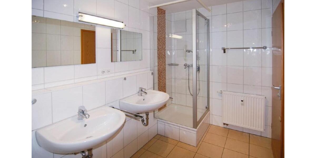 Etagenwohnung Markgröningen - 3.5 Zimmer, 80 m&sup2;, 1.200&euro; | Angebot:26640254