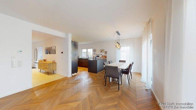 Einfamilienhaus Sulzfeld - 5 Zimmer, 152 m&sup2;, 598.000&euro; | Angebot:25814012