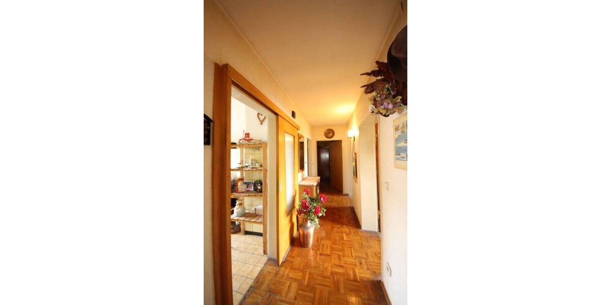 Einfamilienhaus Obrigheim - 7 Zimmer, 160 m&sup2;, 309.000&euro; | Angebot:25986789