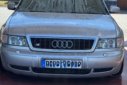 Audi A8 280.000 km 4.500 &euro; Niefern Öschelbronn 75223