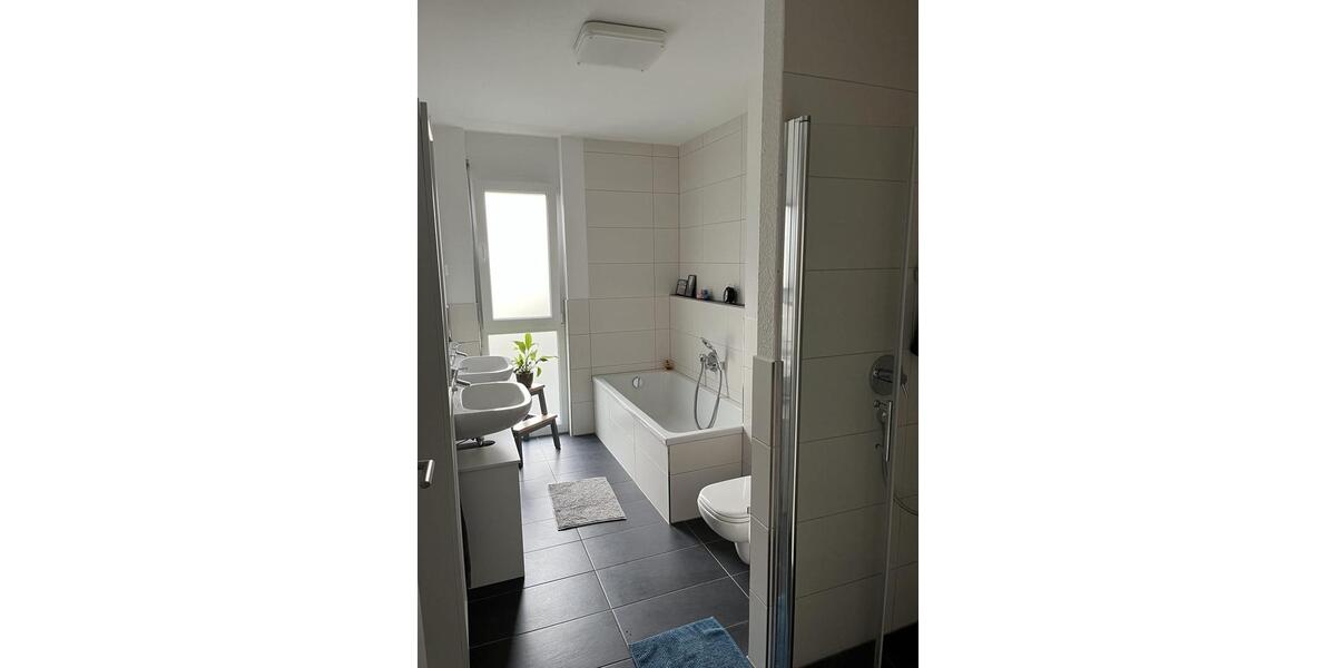 Etagenwohnung Bad Schönborn - 3 Zimmer, 79 m&sup2;, 1.189&euro; | Angebot:26695035