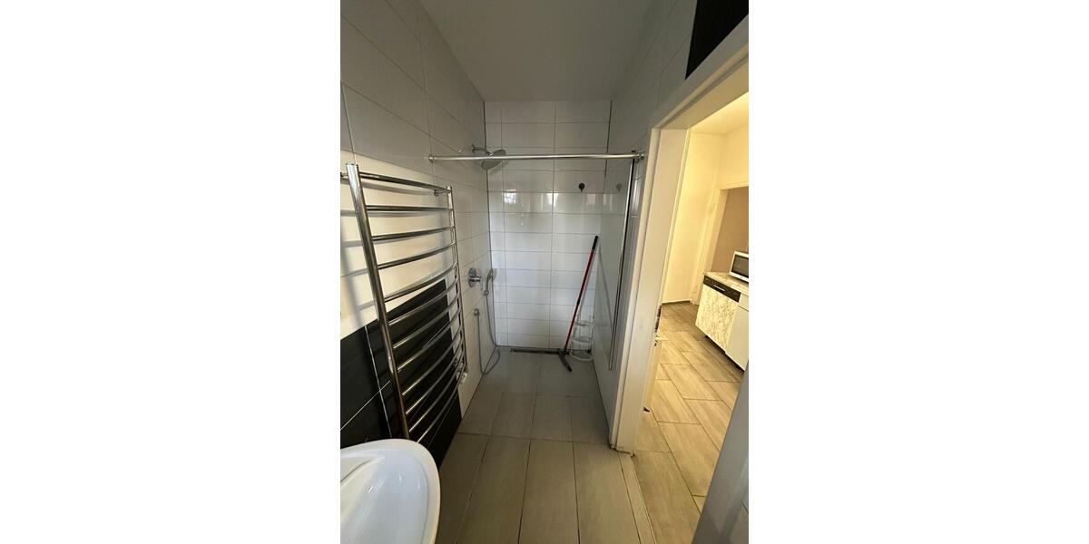 Erdgeschoßwohnung Weingarten (Baden) - 1 Zimmer, 15 m&sup2;, 410&euro; | Angebot:24966167