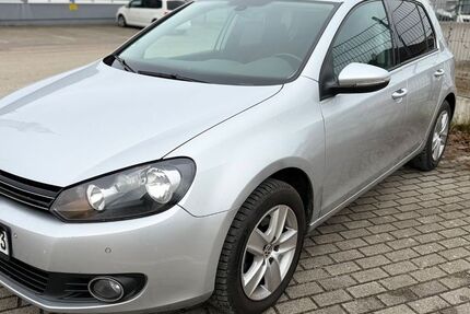 VW Golf 205.000 km 2.800 &euro; Sinsheim 74889