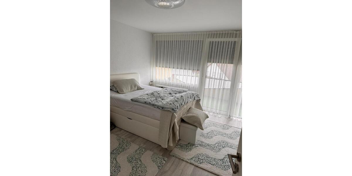 Etagenwohnung Walldorf - 3 Zimmer, 90 m&sup2;, 319.000&euro; | Angebot:25022299