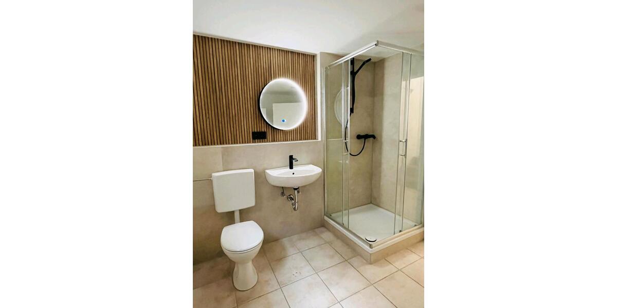 Doppelhaushälfte Mauer - 7 Zimmer, 200 m&sup2;, 2.150&euro; | Angebot:25420871