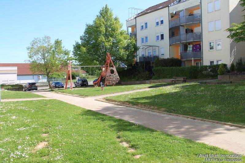 Etagenwohnung Sinsheim - 4 Zimmer, 97 m&sup2;, 298.500&euro; | Angebot:25660543