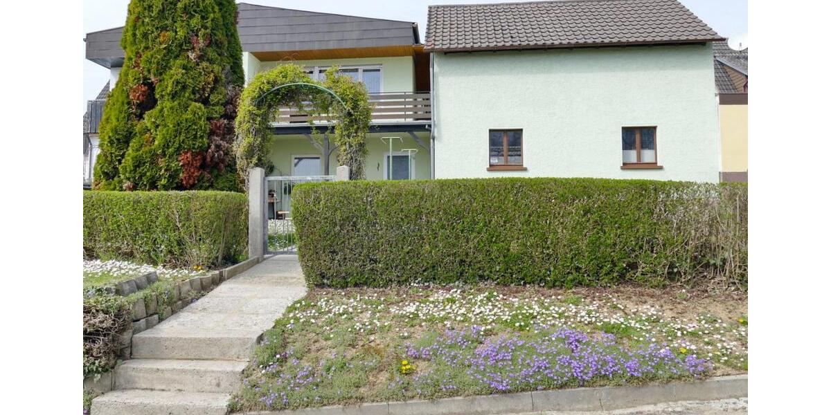 Doppelhaushälfte Walzbachtal - 7 Zimmer, 130 m&sup2;, 368.000&euro; | Angebot:26004832