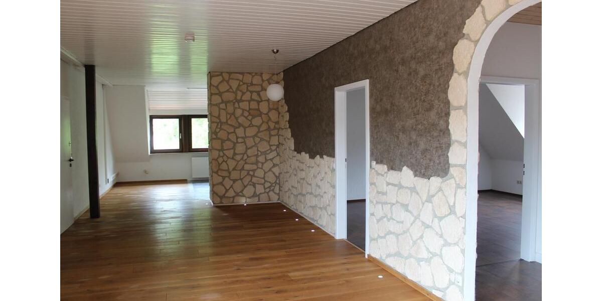 Dachgeschoßwohnung Bad Friedrichshall - 3.5 Zimmer, 107 m&sup2;, 355.000&euro; | Angebot:25729990