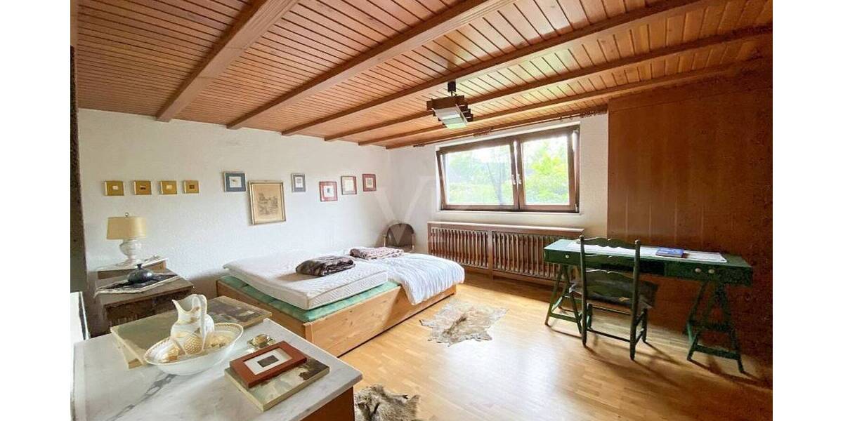 Einfamilienhaus Sulzfeld - 7 Zimmer, 280 m&sup2;, 795.000&euro; | Angebot:25729840