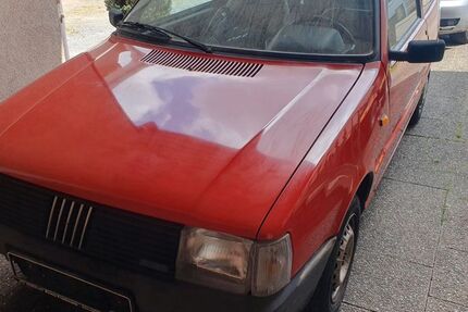 Fiat Uno 134.000 km 1.800 &euro; Kronau 76709