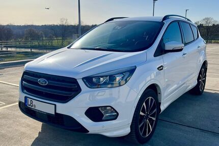 Ford Kuga 54.000 km 17.950 &euro; Bietigheim-Bissingen 74321