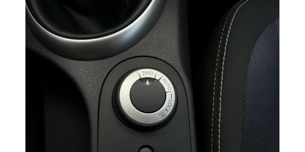 Nissan Qashqai Acenta 4X4 1. Hand AHK 100.000 km 7.990 &euro; Neckarsulm 74172