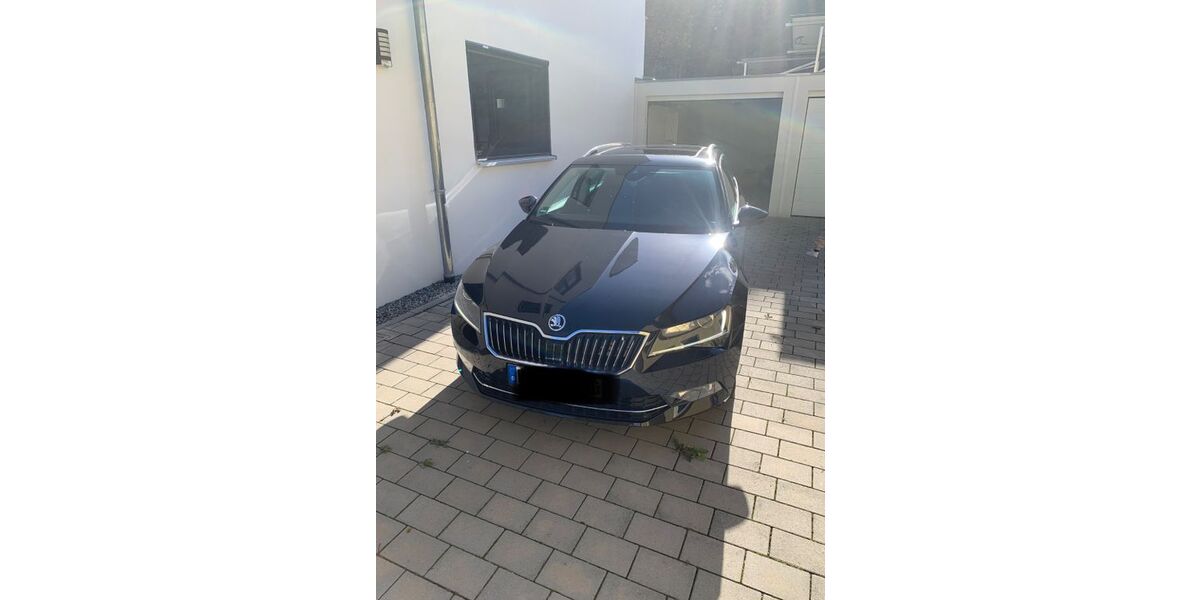 Skoda Superb 124.000 km 19.000 &euro; Kirchardt 74912