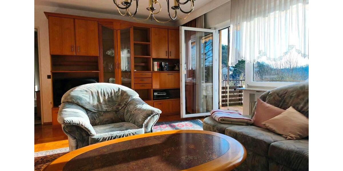 Einfamilienhaus Oedheim - 8 Zimmer, 191 m&sup2;, 450.000&euro; | Angebot:25936209