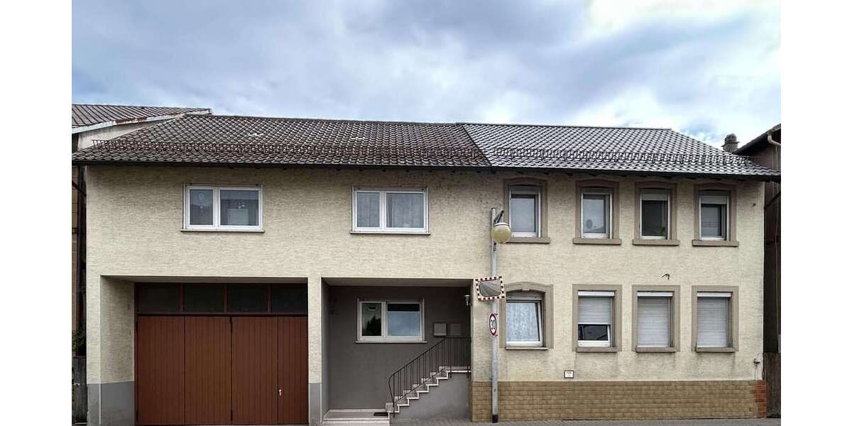 Einfamilienhaus Sulzfeld - 9 Zimmer, 214 m&sup2;, 380.000&euro; | Angebot:25361433