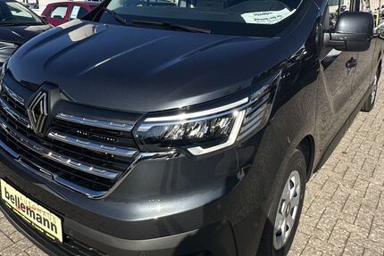 Renault Trafic 2.000 km 49.850 &euro; St. Leon-Rot OT Rot 68789