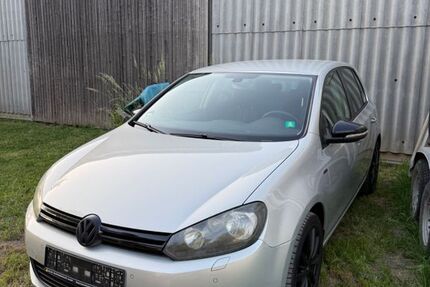 VW Golf 160.000 km 5.300 &euro; Sachsenheim 74343