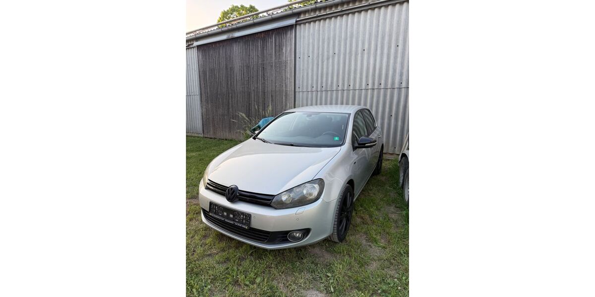 VW Golf 160.000 km 5.300 &euro; Sachsenheim 74343