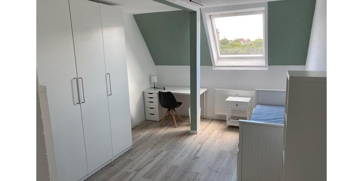 Maisonettenwohnung Neckarsulm - 5.5 Zimmer, 1 m&sup2;, 1.800&euro; | Angebot:25173146