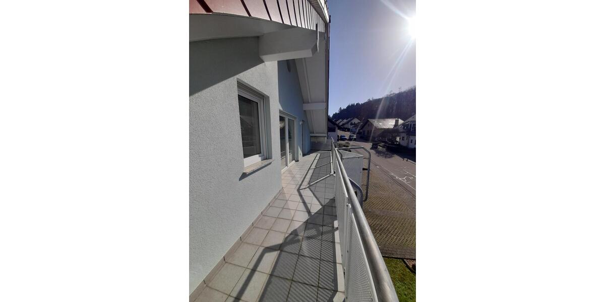 Dachgeschoßwohnung Mühlhausen - 4 Zimmer, 106 m&sup2;, 1.350&euro; | Angebot:25262535