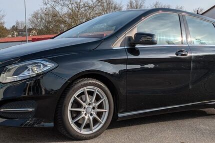 Mercedes-Benz B 180 133.400 km 7.900 &euro; Brackenheim 74336